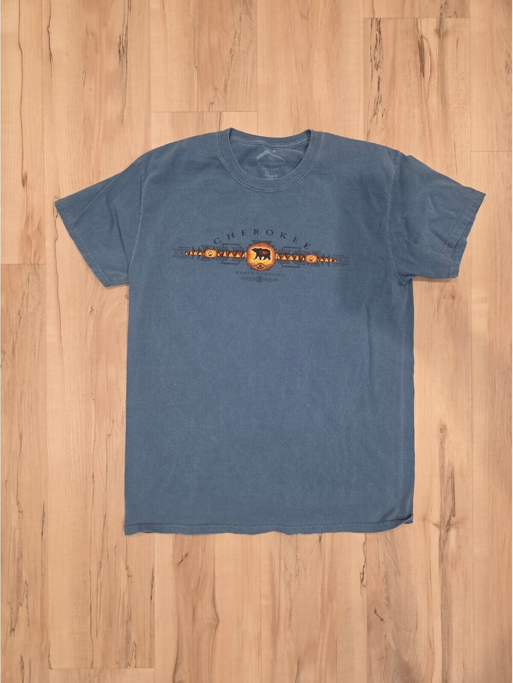 Prairie Mountain Cherokee North Carolina Graphic T-Shirt Medium